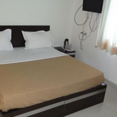 Linear Inn Indore Ngoại thất bức ảnh