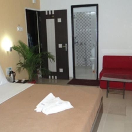 Linear Inn Indore Ngoại thất bức ảnh